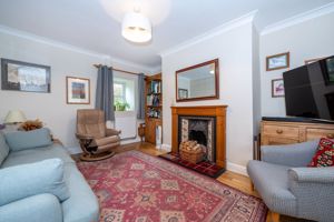 Sitting room- click for photo gallery